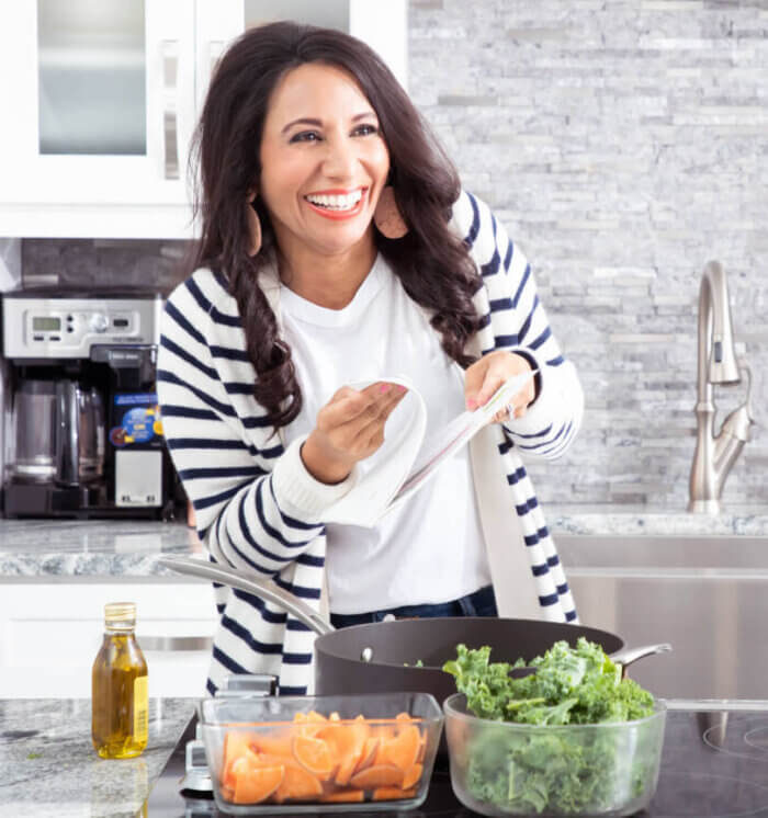 The 4 Hour Hormone System Dr. Taz Bhatia, M.D. Dr Taz